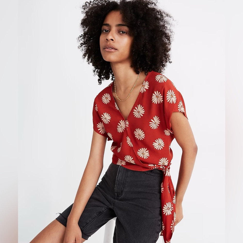 Madewell Sash-Tie Wrap Top in in Daisy Daydream Size XL